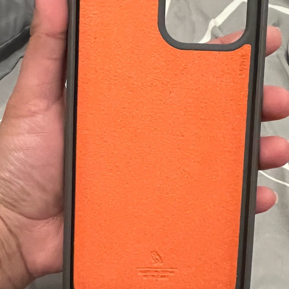 iPhone 13 pro max leather cass - Picture 2 of 3